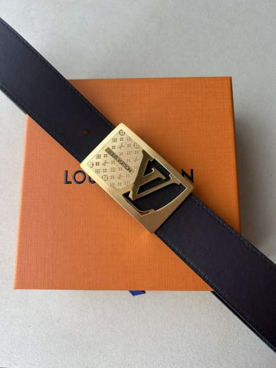Picture of Louis Vuitton Belts _SKUfw218394931fw